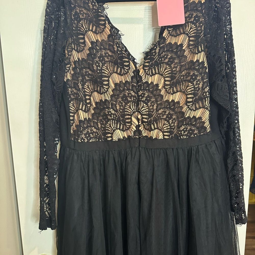 City Chic Black Lace Over Nude Maxi Dress - Picture 10 of 12